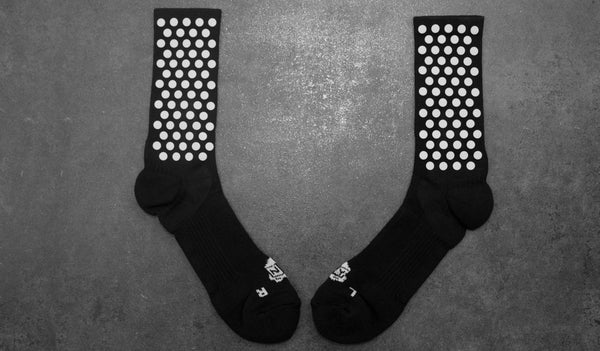 ICNY Half Calf Dot Socks (Black)