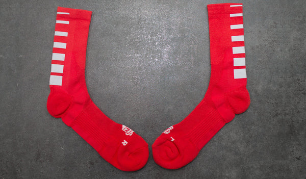 ICNY Half Calf Gradient Stripe Socks (Red)
