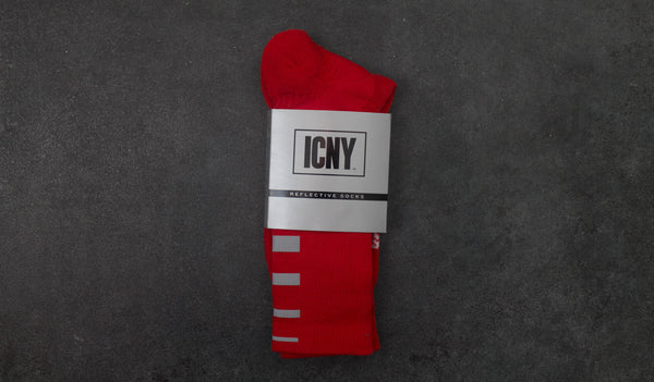 ICNY Half Calf Gradient Stripe Socks (Red)