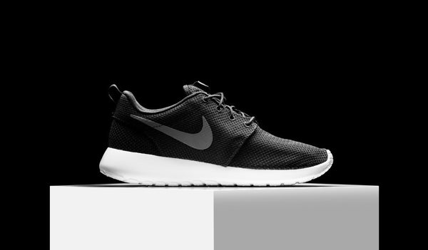 Nike Rosherun (511881-010)